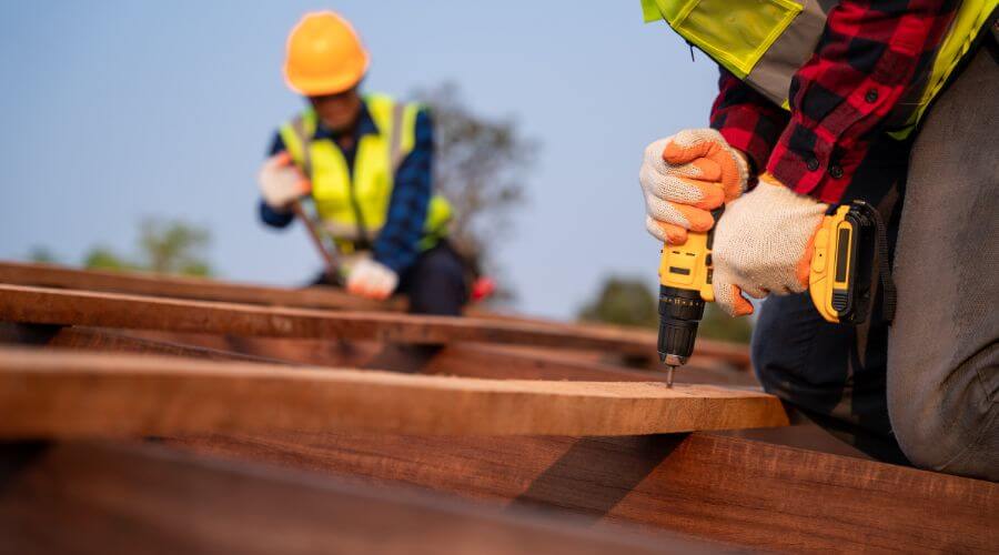 Professional residential roofers in Weaver, AL
